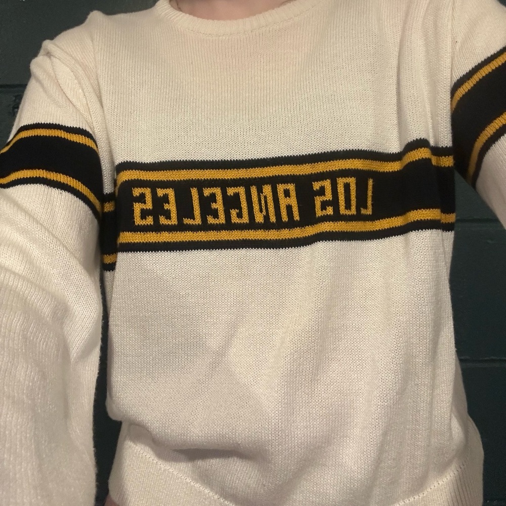 Brandy Melville Los Angeles Cream Knit Sweater